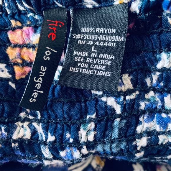 Fire los Angeles Blue Floral Sleeveless Top - Picture 8 of 8